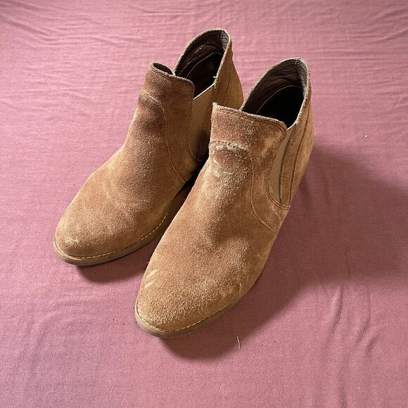Me Too Zasper Leather Suede Tan Heeled Ankle Boots - Women's Size 7M - Picture 1 of 9